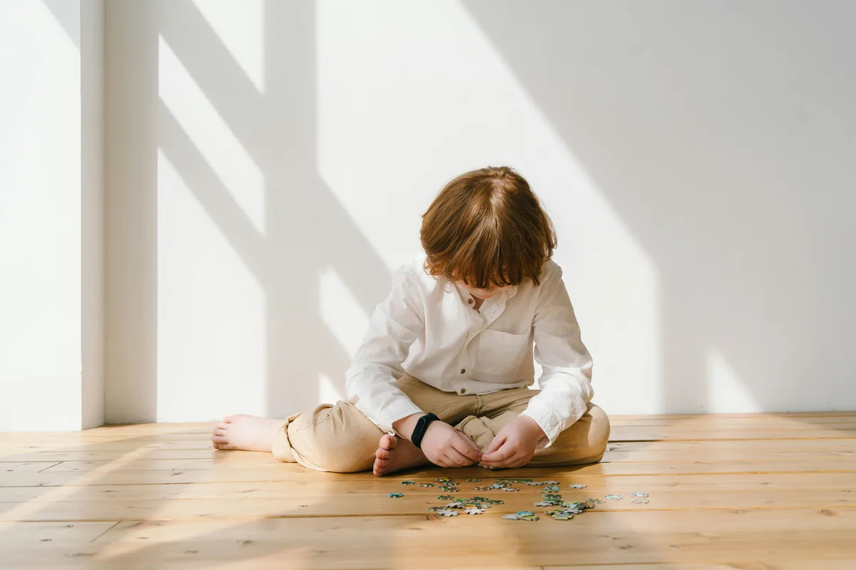 Autismo grado 1: señales, diagnóstico y vida cotidiana con apoyo mínimo