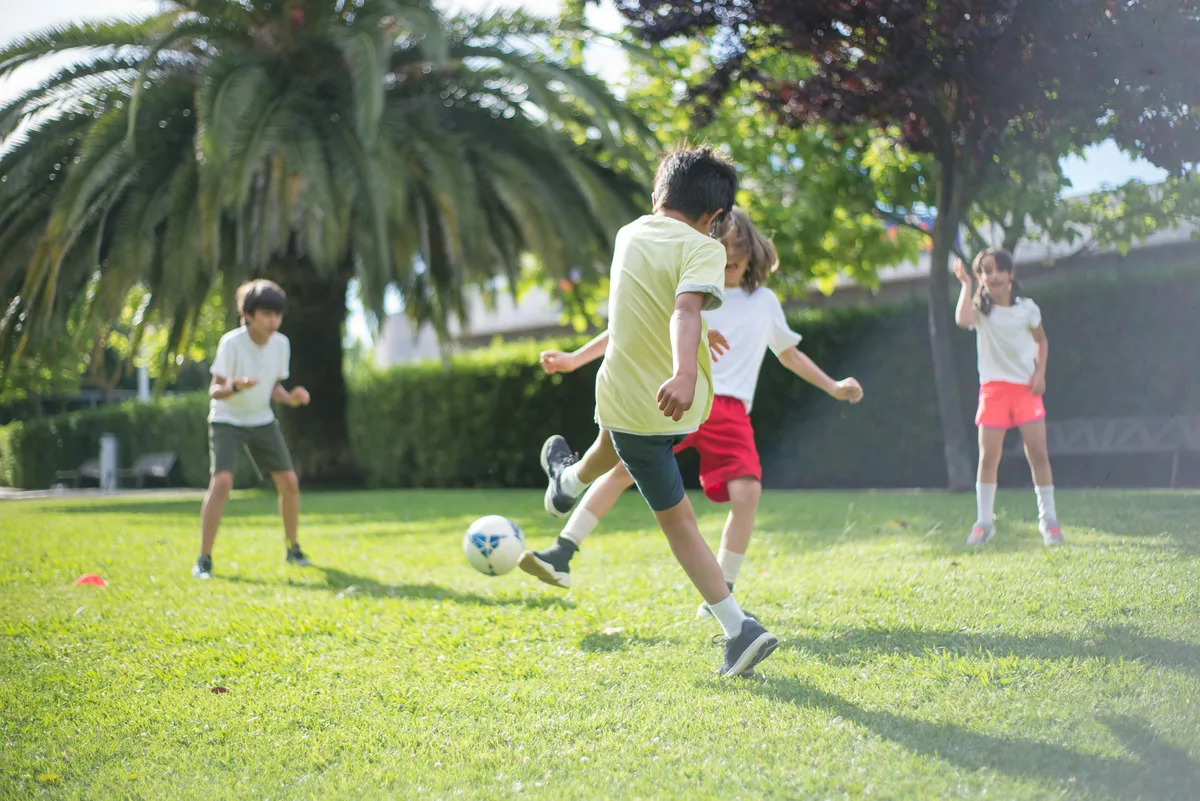 Deporte en la infancia: por qué es clave y qué actividades elegir según la edad
